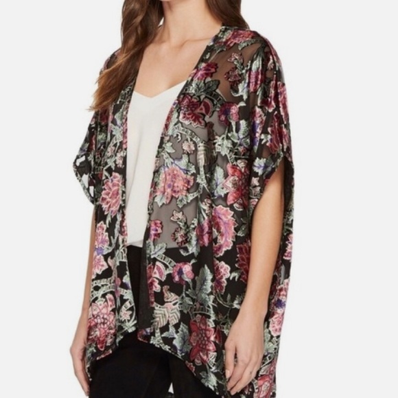 Floral Crushed Velvet Women's Kimono - Picture 13 of 13